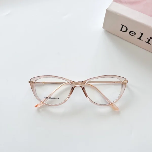 Kacamata Anti radiasi Cat Eye kecil 9011 labelaaa Kacamata minus Photocormic cylinder normal paket lensa photocromic dan blueray |